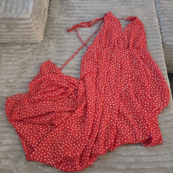 Simplee Apparel Dresses & Skirts - Simplee Red White Polka Dot Halter Maxi Long Dress S Boho Summer Sun Side Slit